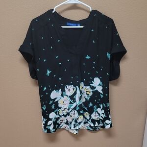 Apt. 9 Black Blouse with Green and White Floral Design 🖤